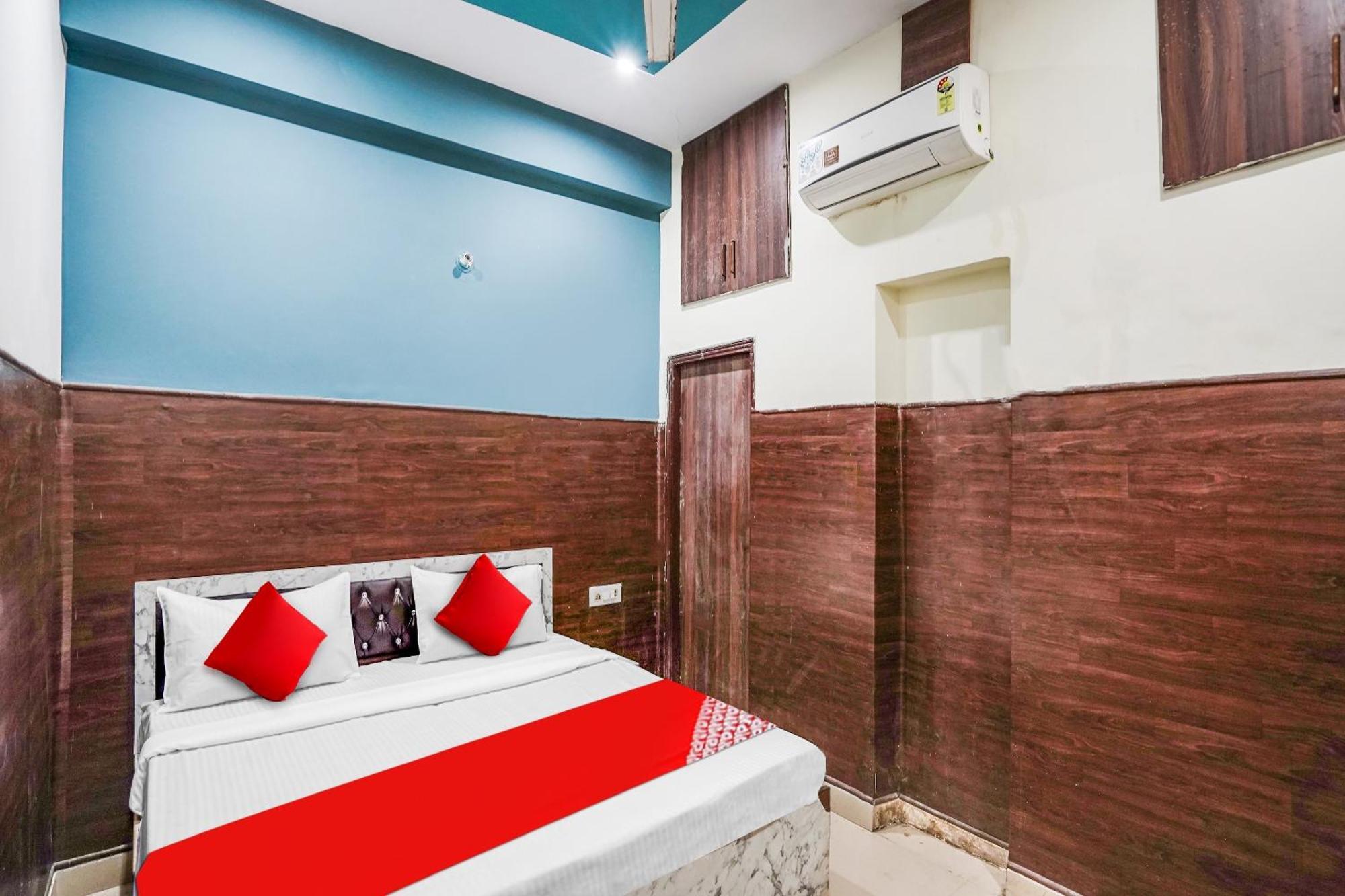 Hotel O Dream Palace Inn Noida Exteriör bild